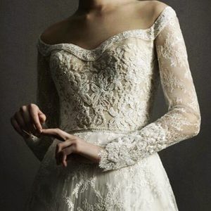 NEW Kleinfeld’s Isabelle Armstrong Caroline Wedding Dress